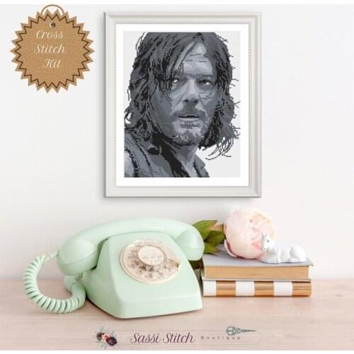 2021 High Quality DIY Artwork Daryl Dixon Greyscale Embroidery Kit uae with 100% Cotton Flosses & Free Shipping for Home Decor