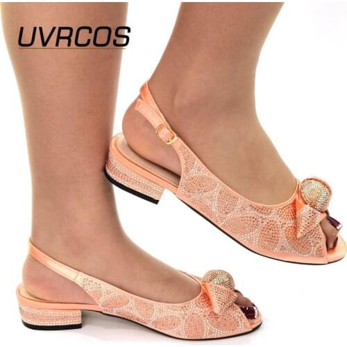 Newest Wedding Shoes Bride Open Toe Pumps Ladies Dress Shoes Luxery Shoes Women Italian Party Pumps Decorated with Rhinestone