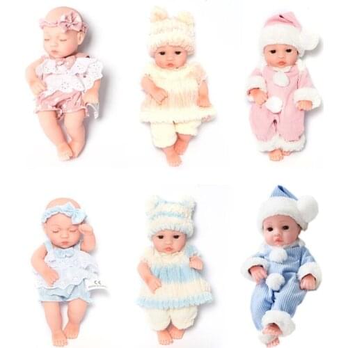 25cm Lovely Simulation Dolls Soft Vinyl Open/Close Eyes Rebirth Doll with Clothes Hat Babies Toy Children Gift
