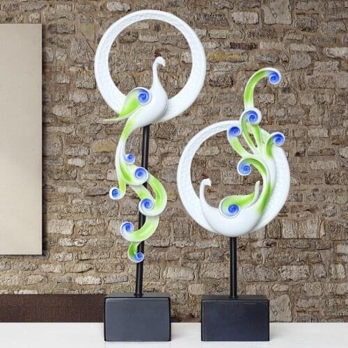 NORTHERN EUROPE LIVES TV PEACOCK ARK PLACES AN ABSTRACT SOFT OUTFIT ARTWORK TO TIE WEDDING ARTICLE SCULPTURE DECORATION CRAFTS