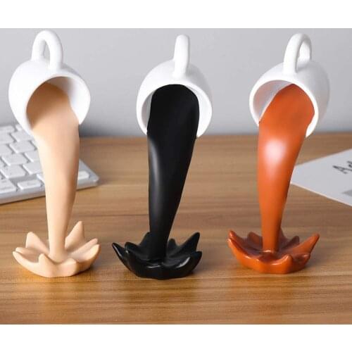 Floating Coffee Cup Sculpture Pouring Liquid Splash Mug 3D Art Ornaments For Office Desktop Home Kitchen Decor