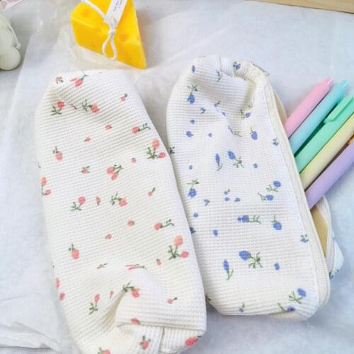 Korean Fashion Pencil Bag Fresh Style Small Flowers Pencil Cases Cute Simple Pen Bag Storage Bags School Supplies Stationery