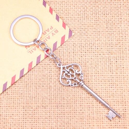 20pcs New Fashion Keychain 69mm vintage skeleton key Pendants DIY Men Jewelry Car Key Chain Ring Holder Souvenir For Gift