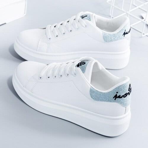 In 2021, popular white shoes womens fashion explosion shoes Korean version of white shoes womens casual sports shoes