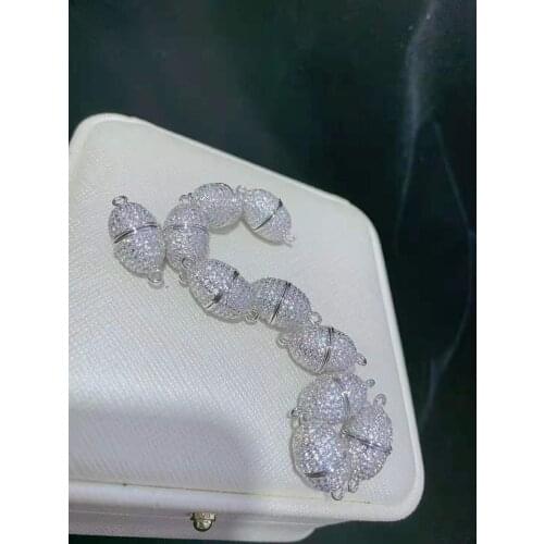 High-grade zircon micro inlay classic two color rice grain shape magnetic clasp