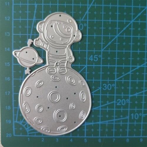 69HF Astronaut Metal Cutting Dies Stencil Scrapbooking DIY Album Stamp Paper Card Mold Embossing Decoration