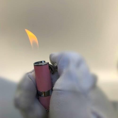 Lipstick Lighter Colorful Mini Lady Lighter Lipstick Style with Pendant Inflatable Girl Gift