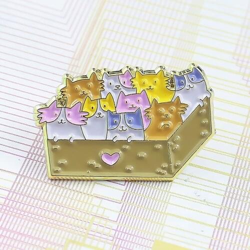 Cartoon Cute Gold Nine Cats In The Pink Heart Box Brooches Enamel Animals Kittens Gifts Jewelry For Children Kids Brooch