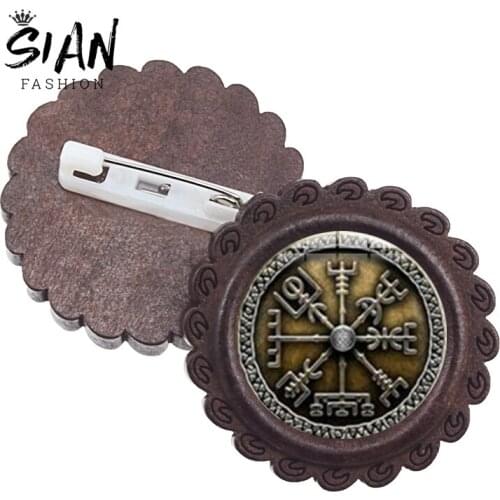SIAN Vintage Viking Compass Wood Brooch Pins Nodic Runes Odin Symbol Steampunk Glass Round Clothes Backpack Badges for Men Women