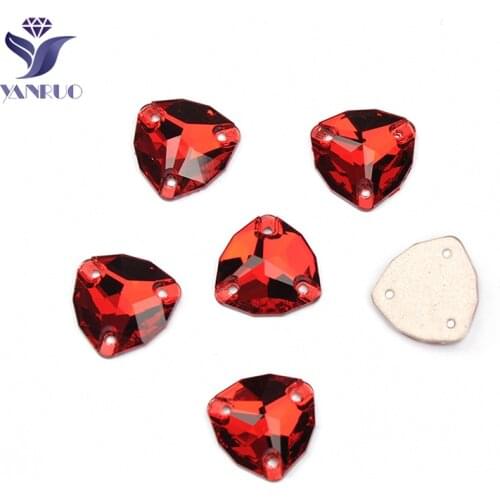 YANRUO 3272 Trilliant Fat Triangle Siam Red Flatback Rhinestone Sewing Crystal For Clothing Stones and Crystal Decoration Dress