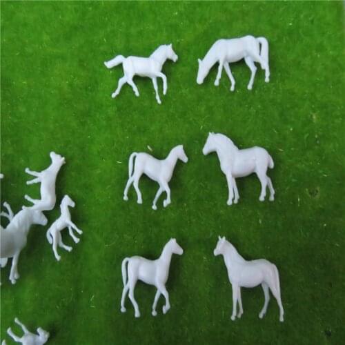 50pcs/lot scale Model Train Building Layout unPainted white Animal Figures 1/150 1/87 ho scale farm Horse New