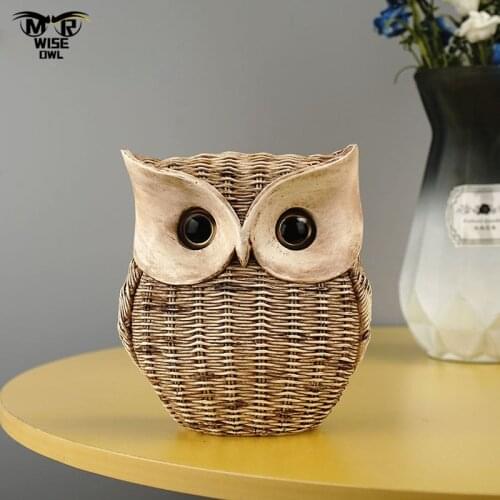 Resin Creative Owl Statue Animal Figurines Home Decor Living Room Bedroom Desktop Decoration Office Ornaments Garden Accessories