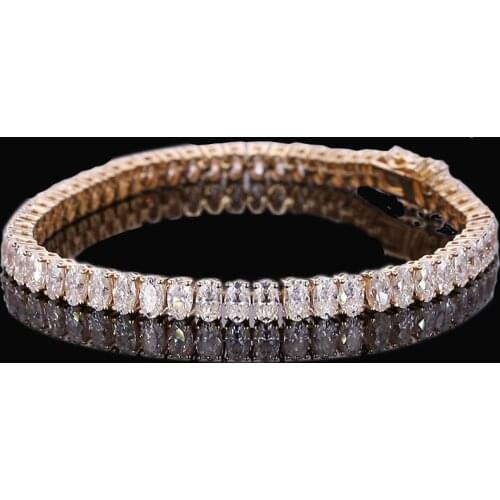 VVS D color Womens 18K gold 750 denier shaped Moissanite 16 carats super luxury bracelet