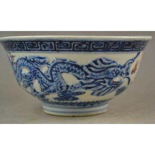 Exquisite Chinese Handwork Blue and White Porcelain Roaring Lion Exorcism Bowl