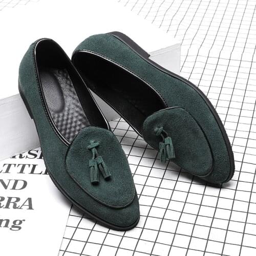 2021 Slip On Shallow Tassel Shoes Men Loafers New Lazy Peas Shoes Moccasins Suede Leather Shoes 4 Colors