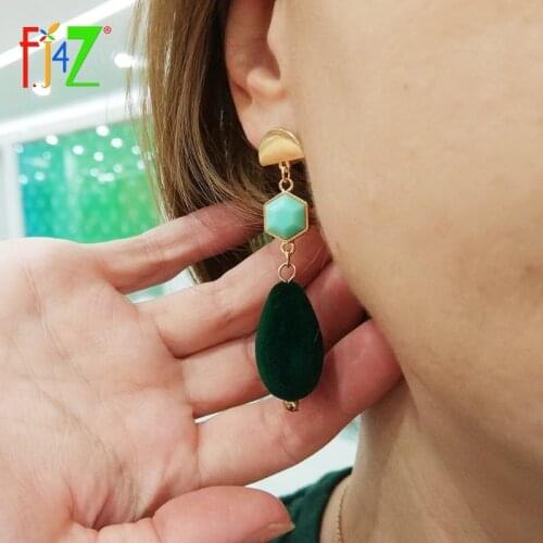 F.J4Z New Fashion Unique Brand Design Elegant Resin Pompon Dangle Earrings For Women Party/prom Show Brincos Bijoux