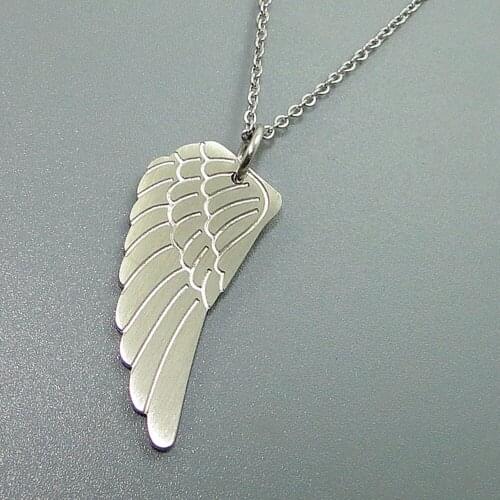 Popular Stainless Steel Men Women Angel Wing Pendant Necklace Black Feather Long Chain Choker Lover Jewelry Gift Couple Friends