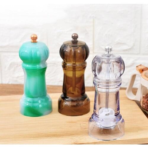 New Manual Pepper Mill Plastic Salt Grinder Kitchen Accessories Salt and Pepper Mill Kitchen Tool Kitchen Gadgets Spice Grinder