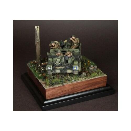 1/35 Scale Models WW2 4-Person Car Group Member WWII Historical Figures Resin Unpainted Model Kit Free Shipping Diorama