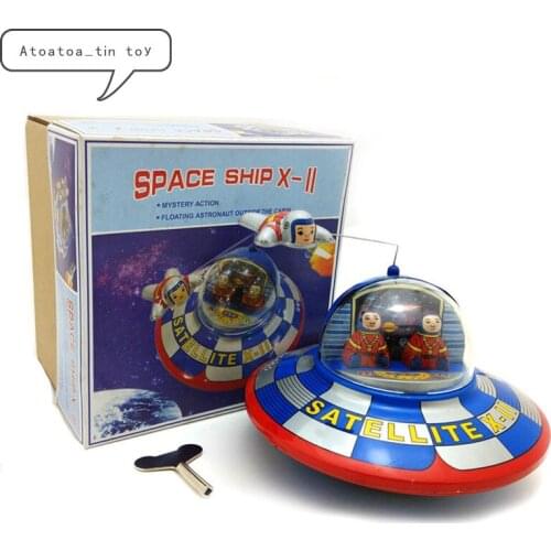 Vintage Retro Space ship Tin toys Classic Clockwork Wind Up satellite Tin Toy For Adult Kids Collectible Gift