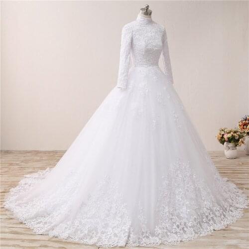 New Arrival Long Sleeves Muslim Wedding Dress Lace Applique Custom made High Neck Ball Gown Wedding Dresses