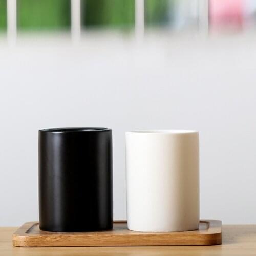 Simple Japanese black and white ceramic straight cup tea cup without handle hotel toothbrush cup mouthwash cup