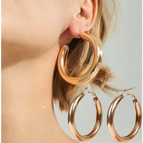 Popular Minimalist Personality Earrings Metallic Mirror Earrings Trendy Punk Rock Thick Tube Large Round Hoop Womens Earrings
