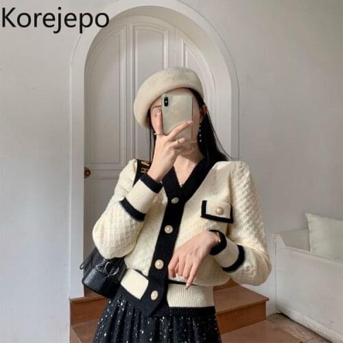 Korejepo Women Cardigan 2021 Autumn and Winter New French Retro V-neck Pearl Button Sweater Loose Short Knitted Cardigan Jacket
