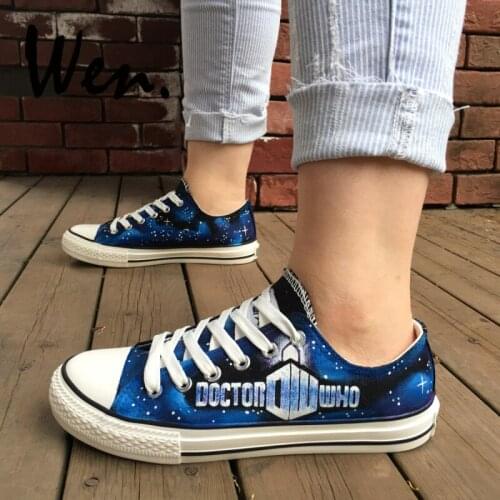 Wen Design Custom Hand Painted Shoes Doctor Who Logo Woman Mans Low Top Blue Canvas Sneakers Platform Flat Lace up Plimsolls