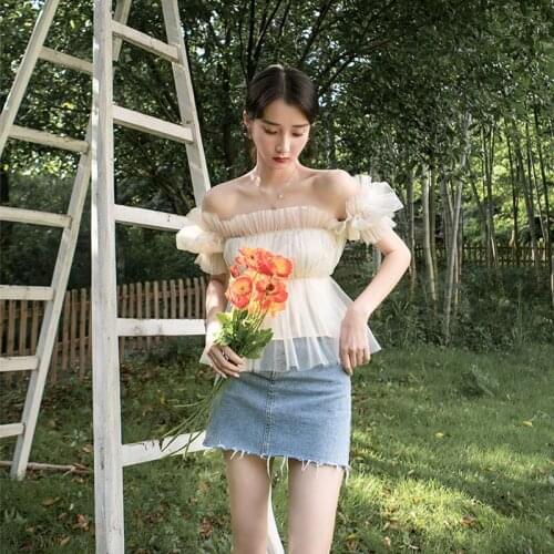Sexy One Shoulder Tulle mesh Top womens Korean Summer Strapless Short Sleeve Slim Creased Temperament Top