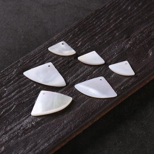 10pcs/lot White Fan-shaped Shells Hand Made Jewelry Findings Accessories Parts&components Hair Earring Jewelry