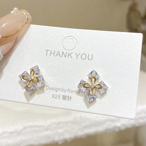 Fashion Zircon Stud Earrings Female Temperament Shiny Small Flower Earrings s925 Silver Needle Earrings South Korea Ear Jewelry