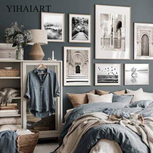 Black White Landscape Canvas Painting Scandinavian Art Print Beige Islamic Poster Moroccan Door Wall Picture for Home Decoration