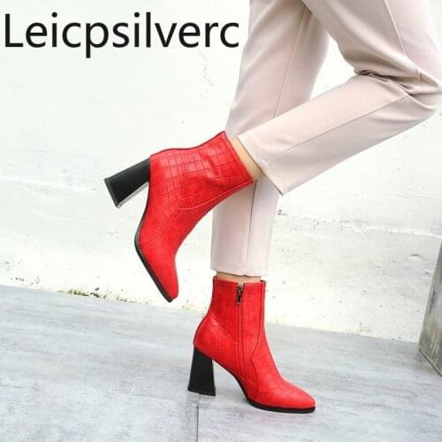 Womens Boots The New Autumn And Winter fashion Pointed zipper Thick heel High heel Short tube Womens shoes plus size 32-43
