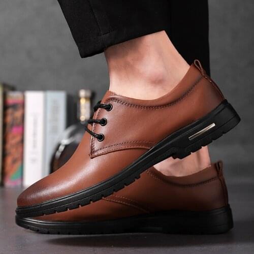 Sapatos Casual 2020 New Men Shoes Casual Breathable Fashion Leather Man Shoe Mens Black Mens Hot Sale Leisure