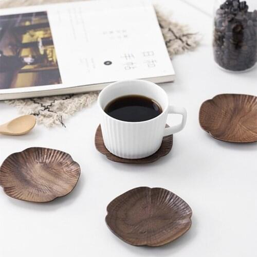 Black Walnut Four-leaf Clover Coaster Japanese Creative Handmade Small Dishes Insulated Cup Holder Kitchen Supplies Simplicity