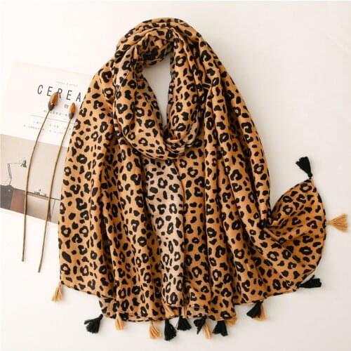 Ladies Fashion Sexy Khaki Leopard Dot Viscose Shawl Scarf Autumn Winter High Quality Foulards Snood Muslim Hijab Sjaal 180*90Cm