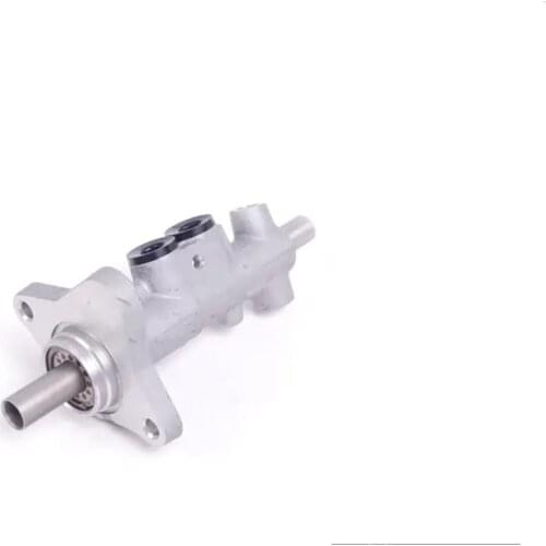 Expansion Tank Master Brake Cylinder for Mercedes-Benz W203 C180 C200 C220 C240 C280 C320