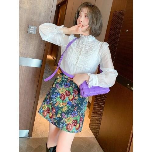 Simple auricular lace stand collar stitching lace plate flower bead button shirt girl 2021 Spring new High Top Quality