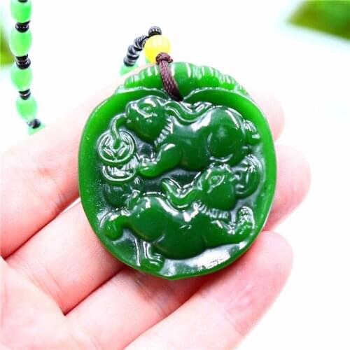Green Jade Pendant Necklace Jadeite Fashion Men Charm Jewelry Natural Carved Women Men Classic Gifts