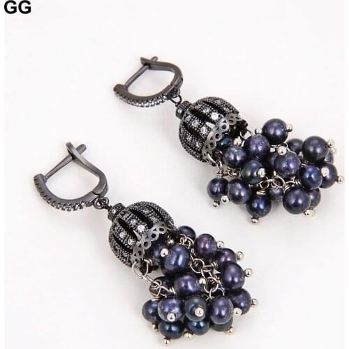 GuaiGuai Jewelry 5-6MM Round Black Pearl Earrings CZ Leverback