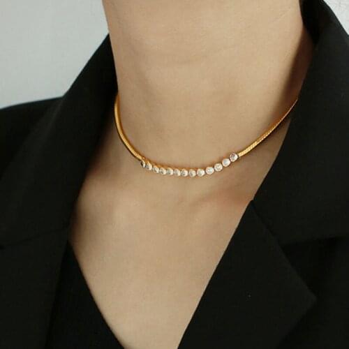 Zircon stone snake chain choker necklace for women gold clavicle dainty necklace minimalist trendy women jewelry 2021 wholesale