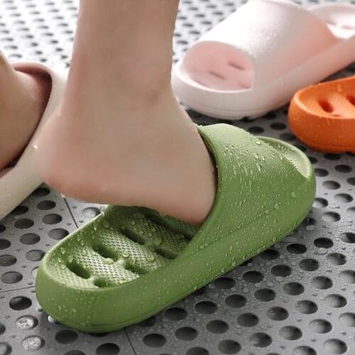 Thick Platform Women Leaking Slippers Summer Beach Eva Soft Sole Slide Sandals Men Indoor Bathroom Anti-slip Zapatos Mujer Shoes