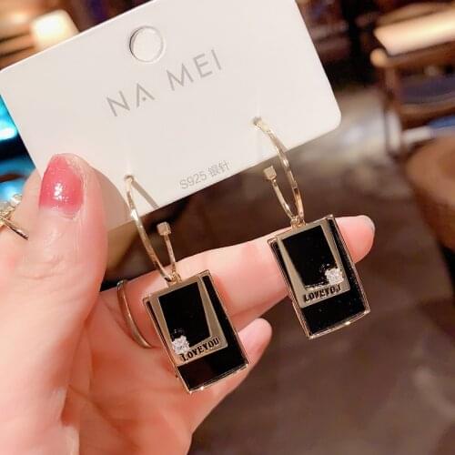 Long style retro earrings high-end French 2021 new trend earrings Fashion Simple exquisite Women Geometric Jewelry Earrring