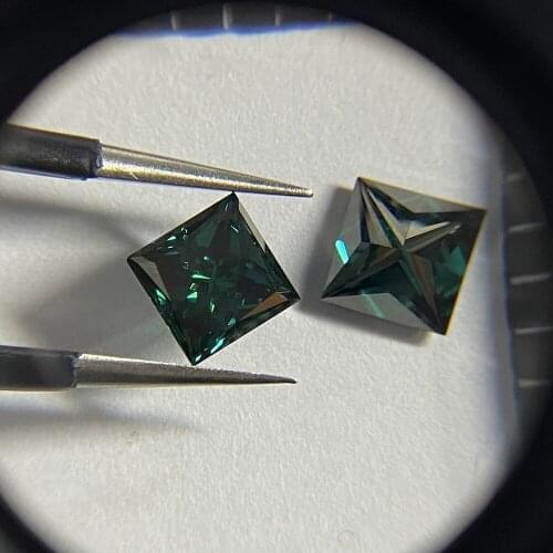 Meisidian 4*4MM 0.4 Carats VVS Square Princess Cut Gemstone GRA Dark Green Synthetic Moissanite Diamonds