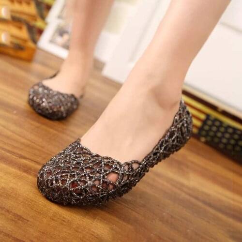 Women sandals 2021 new summer fashion hollowed flats shoes sandals women shoes lighted beach shoes woman zapatos de mujer