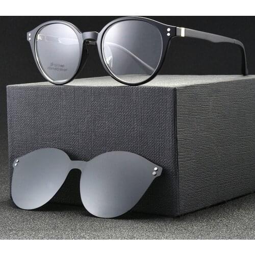 Eyewear Frame with 1 Clips On Sunglasses Women Men Polarized Mirror Glasses Set Myopia Optical Lens for Reading with box FML