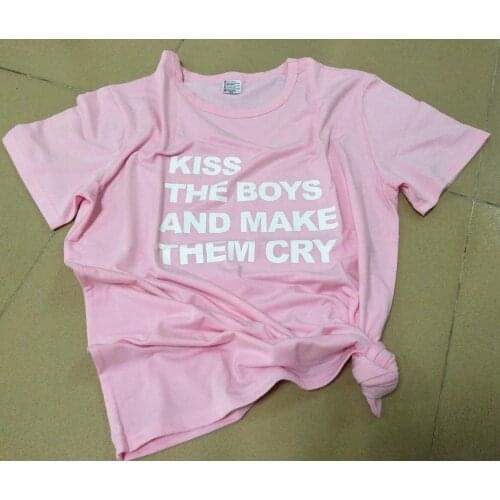 Kiss The Boys and Make Them Cry T-Shirt Hipster Popular Crewneck Women Girl Pink Grunge Tops Graphic Letter Harajuku t shirt
