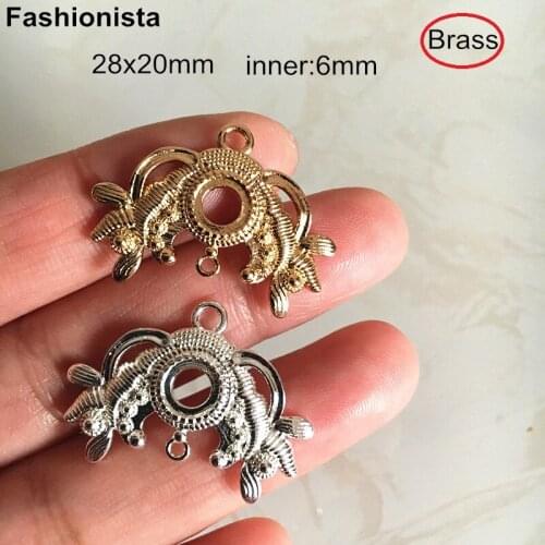 10 pcs - Brass Cast Daisy Flower Charm Connectors With 6mm Cabochon Tray 28x20mm Gold Silver-color Metal Filigree Jewel -A