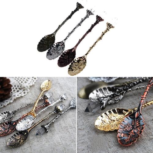 4 Colors Zinc Alloy Small Coffee Spoon Fashion Vintage Carved Flower Crystal Fruit Dessert Sppons Home Party Supplies